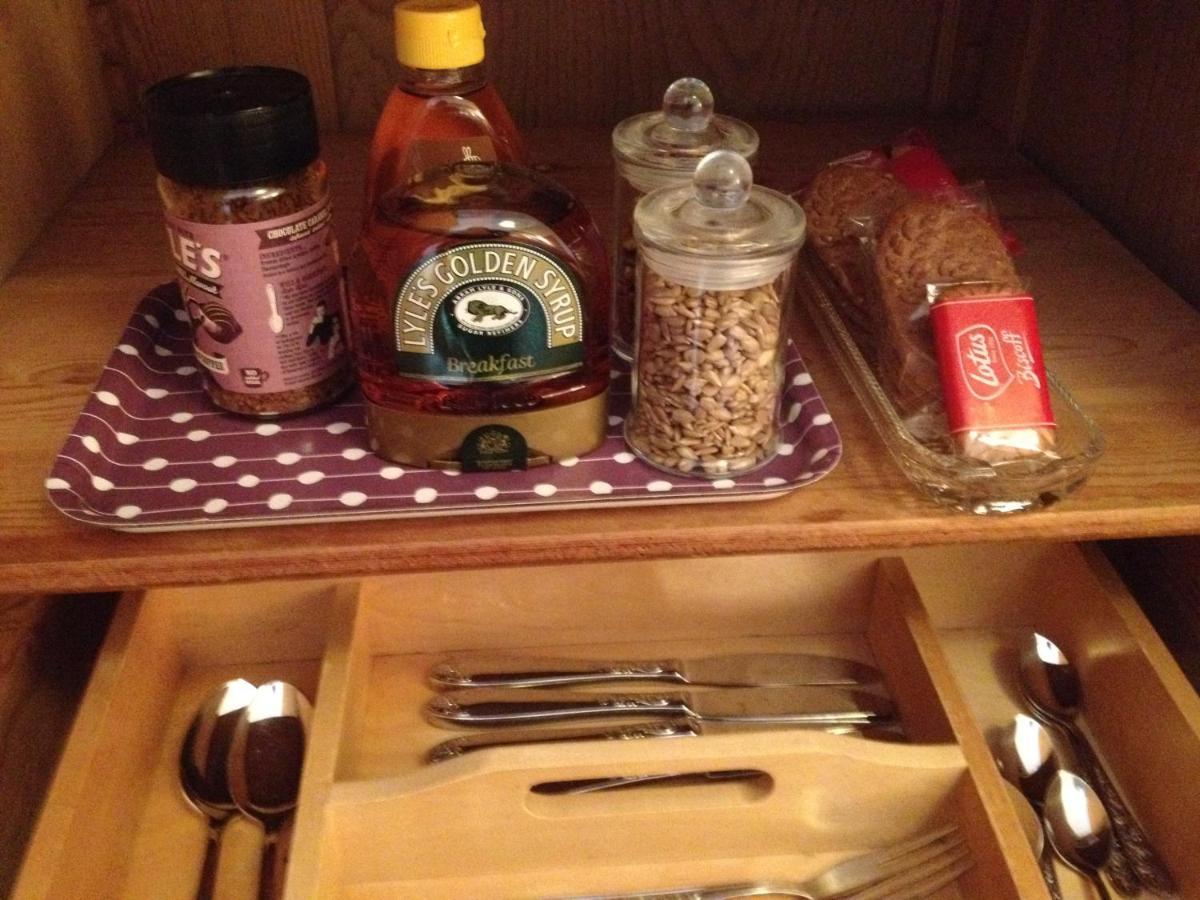 No 12 Bed and Breakfast Lyme Regis Exteriör bild